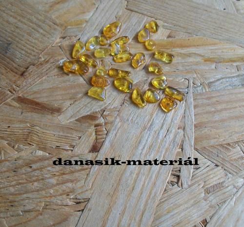 Jantar Světlý - Leštěné Zlomky