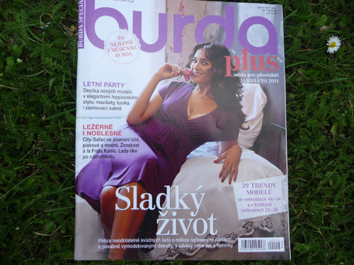 BURDA 1/2011 — foto 1