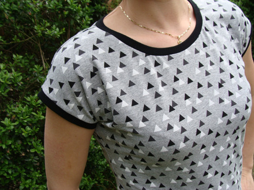 Triko triangly — foto 1
