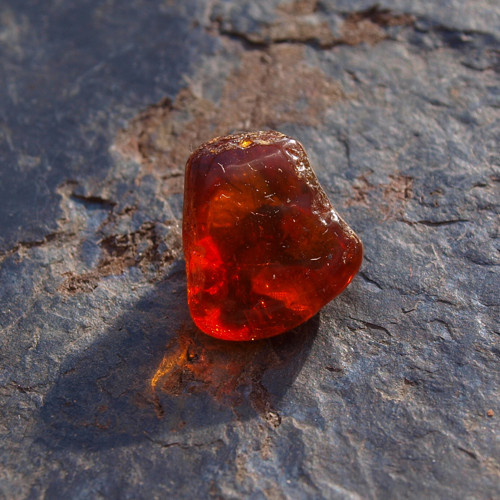 Jantar,valounek 16x14mm — foto 1