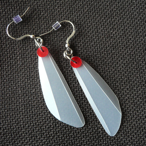 Wings with Red — foto 1