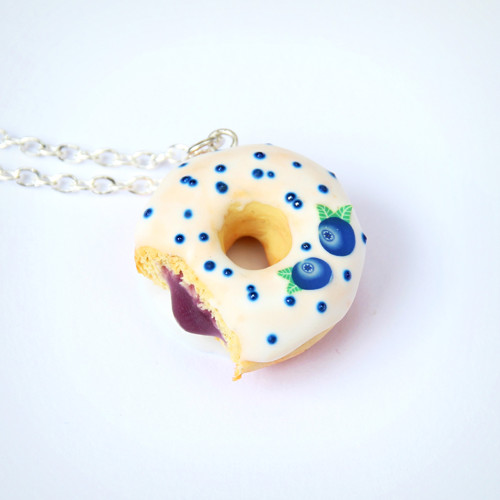 Borůvkový donut — foto 1