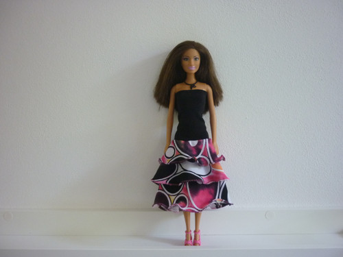 Šaty na panenku Barbie — foto 1