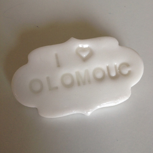 I LOVE OLOMOUC porcelánová brož
