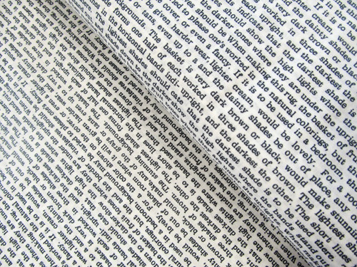 Látka L's Modern Spring - text (bílá/černá) — foto 1