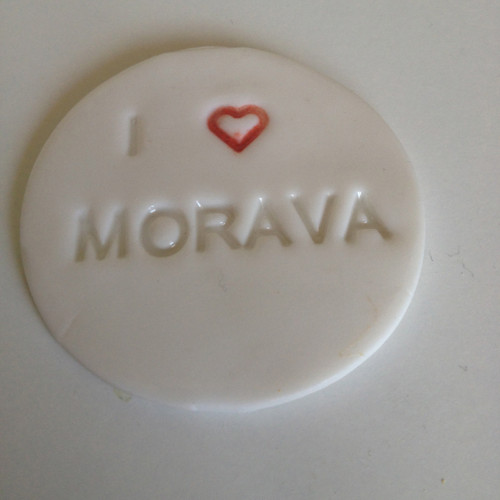 I LOVE MORAVA porcelánová brož