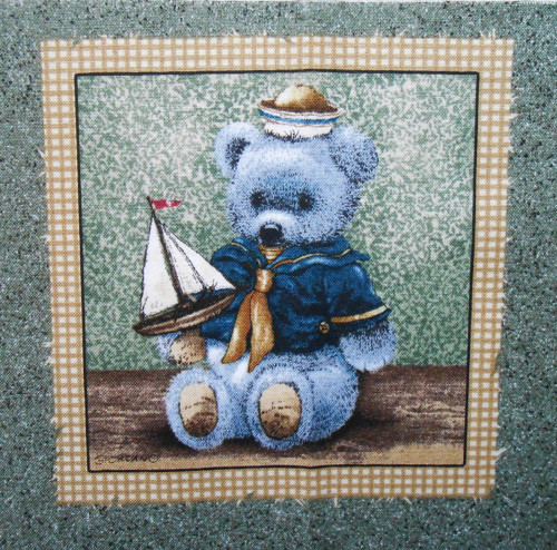 Bear Hugs — foto 1