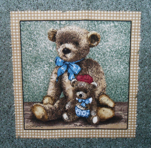 Bear Hugs — foto 1