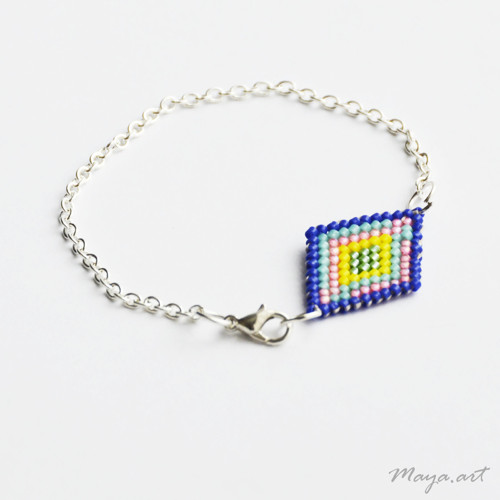 Růžovomodrý náramek "STITCHED BRACELET"