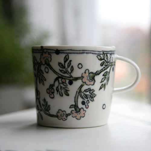 Šípkový (porcelán) — foto 1