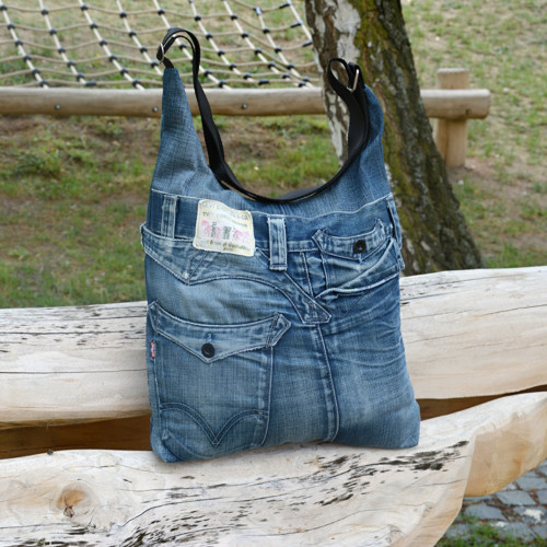 "Levis" — foto 1