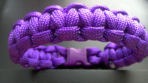 Borůvková pěna, paracord náramek — foto 1