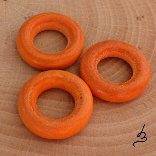 Dřevěné kroužky oranžové - pr. 20 mm, 6 ks