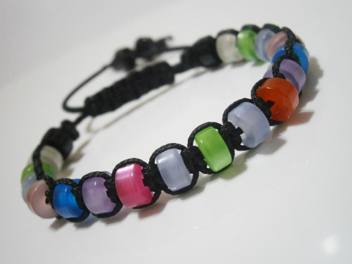 Dětský náramek (shamballa/macramé) — foto 1
