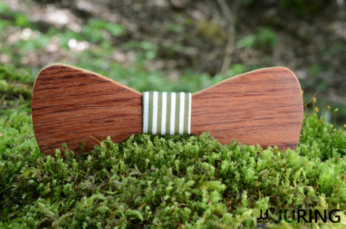Dřevěný motýlek Bloodwood — foto 1