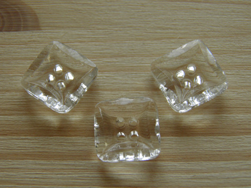 Skleněné knoflíky - kostičky — foto 1