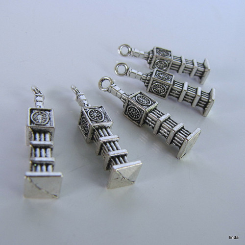 Věž * hodiny * přívěsek * 27mm * 1 ks / bal