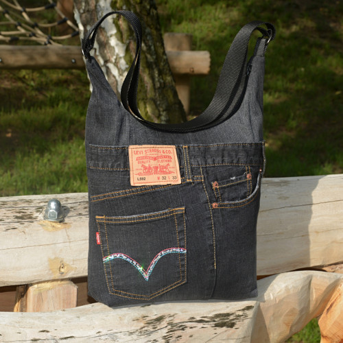 "Levis" — foto 1