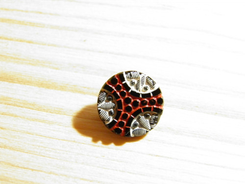 Skleněný knoflík — foto 1