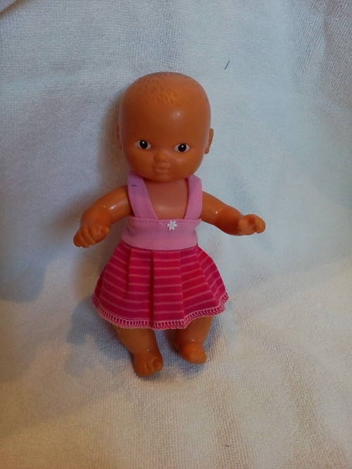 Šatičky na malou panenku 19 cm — foto 1