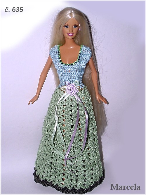 Šaty pro panenky barbie na ples — foto 1