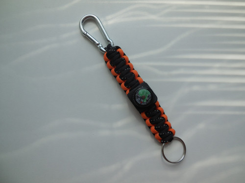 Paracord klíčenka s kompasem — foto 1