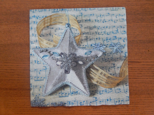 Ubrousek na decoupage - noty a hvězda