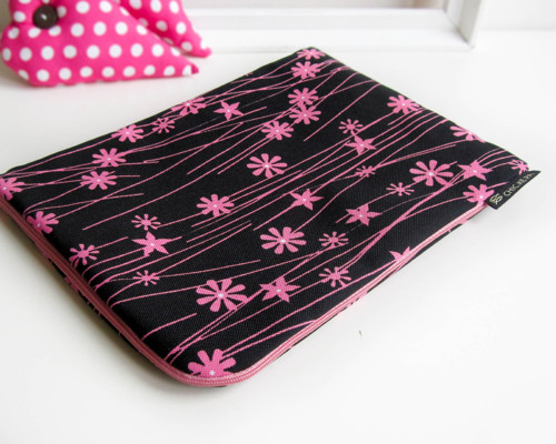 Obal na tablet růžové květy (malý) — foto 1