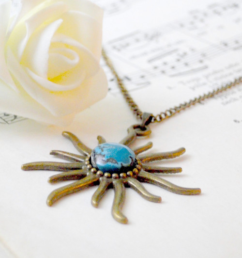 Turquoise & Sun in Bronze / Náhrdelník s tyrkysem