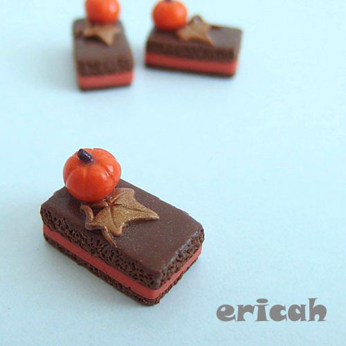 Halloweenský dortík větší (1 ks)