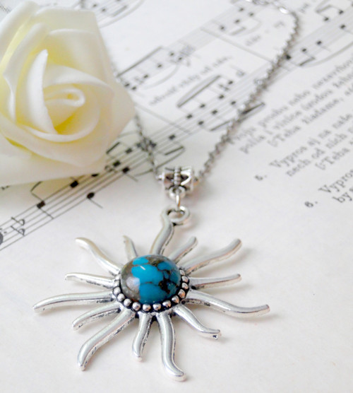 Turquoise & Sun in Silver / Náhrdelník s tyrkysem