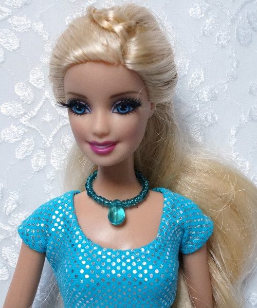 Náhrdelník pro Barbie s kapkou — foto 1