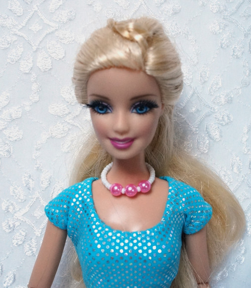 Šperk pro Barbie s perličkami — foto 1