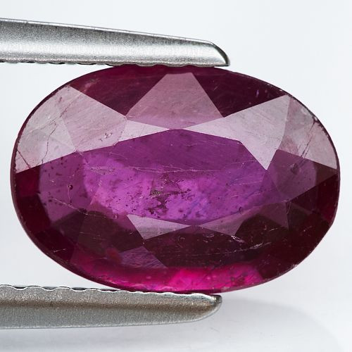 Rubín -- Madagaskar -- 1,96ct — foto 1