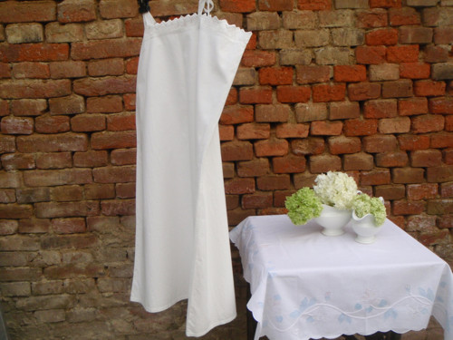 Noční košilka II — foto 1