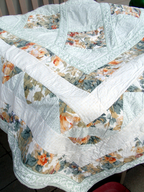 Patchwork přehoz 240 x 240 cm — foto 1