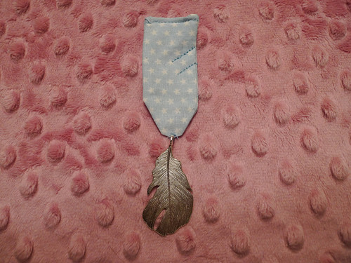 Medaile - brož - peříčko — foto 1