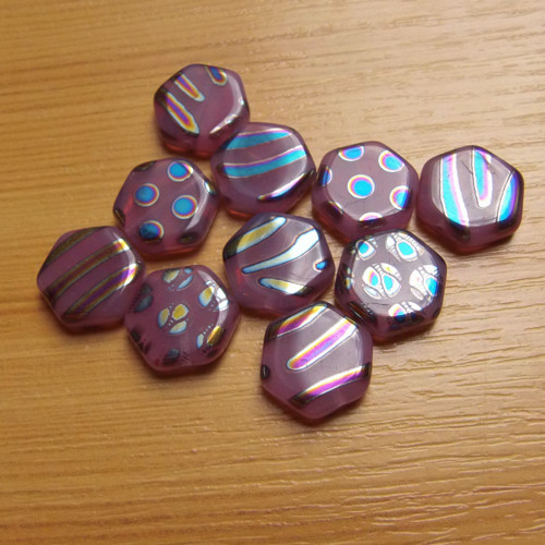 Mačkané korálky - 13mm