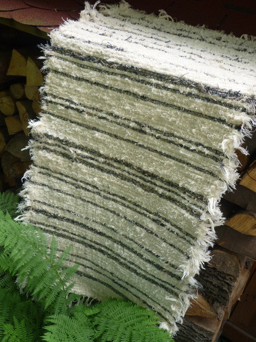 Ručně tkaný koberec 50 x 110 cm — foto 1