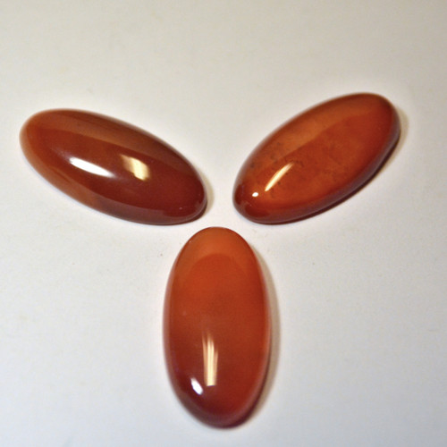 386. Karneol kabošon 30x15 mm — foto 1