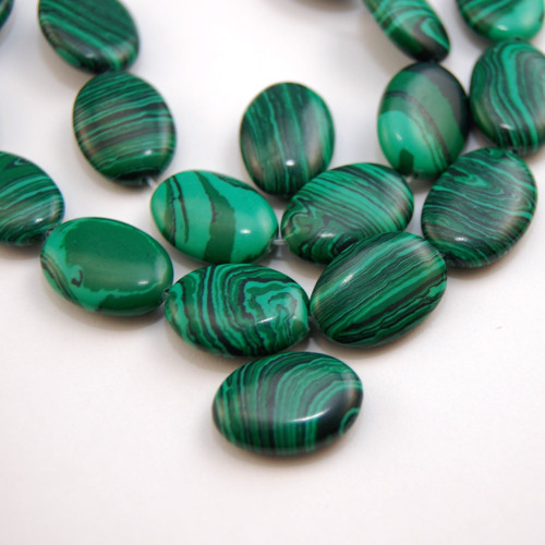 Malachit placka ovál 18x13mm, 1ks
