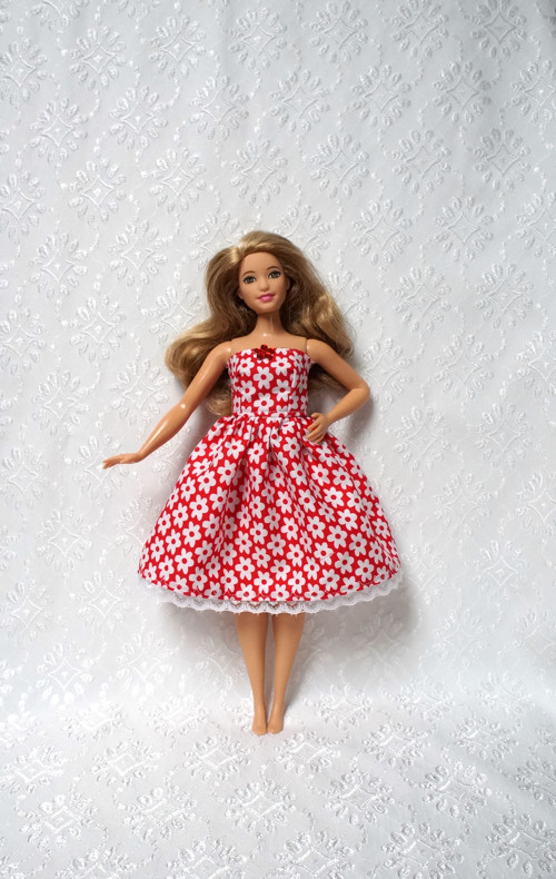 Šaty pro Barbie 2016 - baculku — foto 1