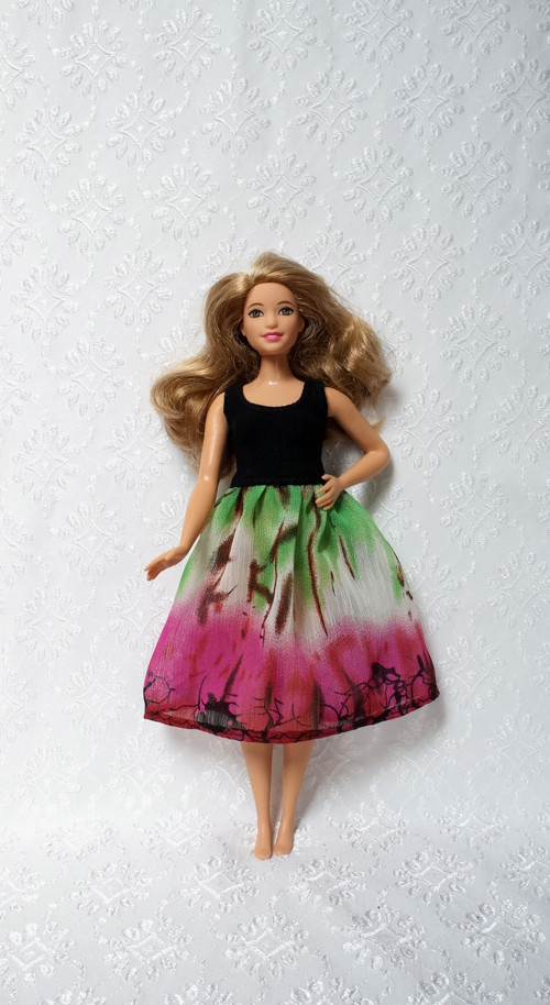Šaty pro Barbie 2016 - Curvy, Tall — foto 1