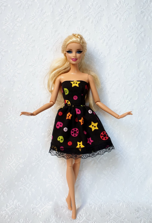 Letní šaty pro Barbie — foto 1