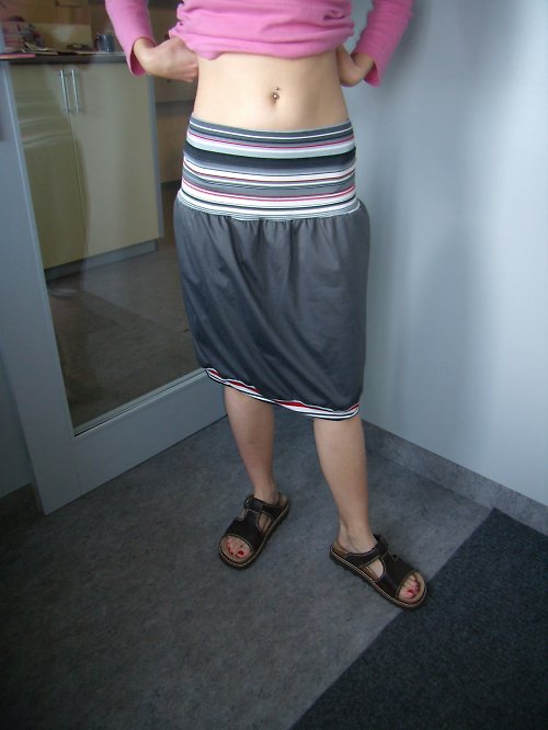Sukýnka úpletová — foto 1