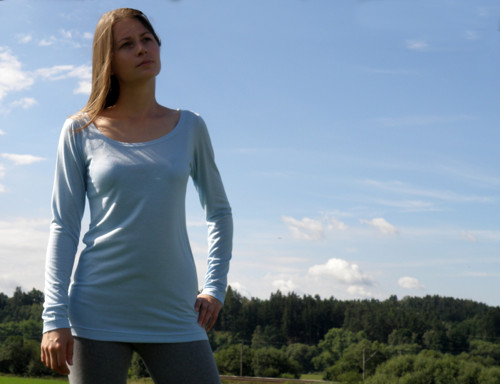 Nebesky modré triko velikost M — foto 1