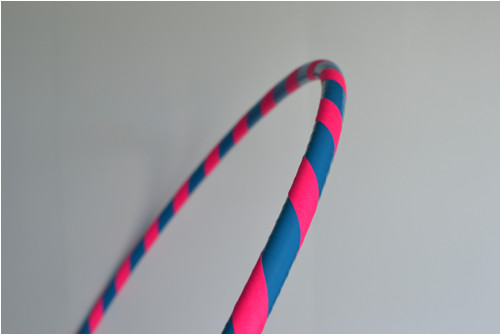 Obruč na hooping modro-růžová 95 cm — foto 1