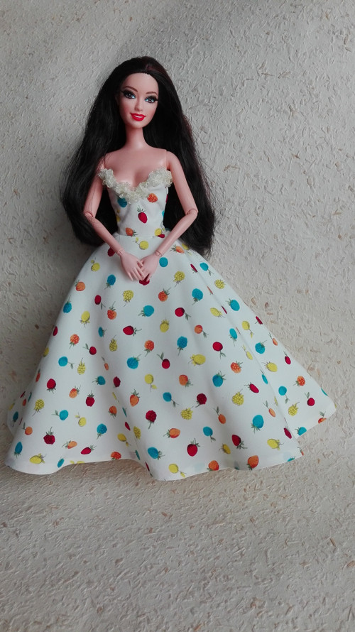 Šatičky pro Barbie — foto 1