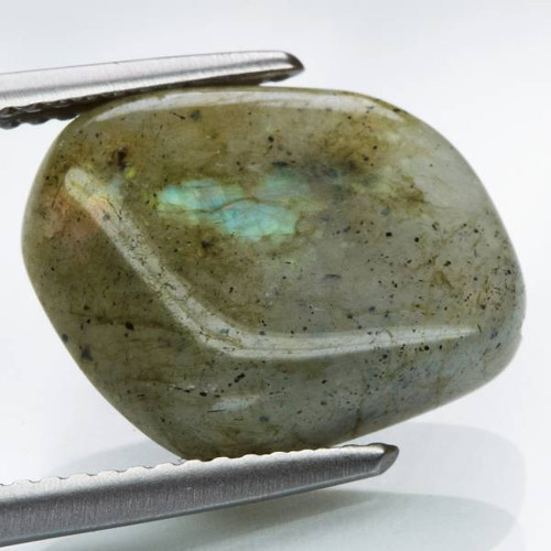 Labradorit -- Madagaskar -- 6,36ct