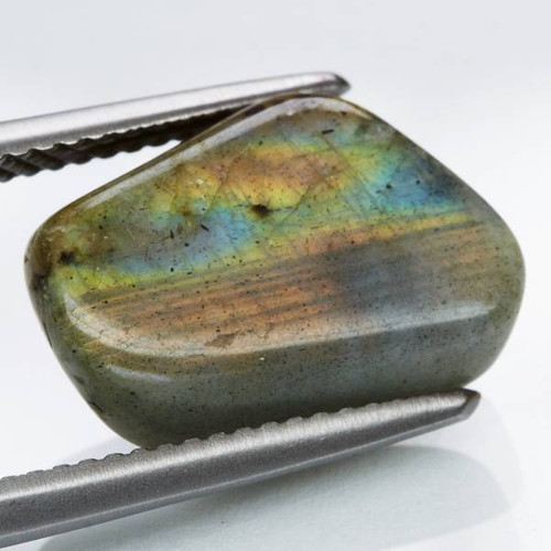 Labradorit -- Madagaskar -- 6,49ct